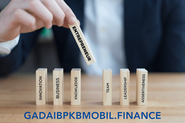 wiraswasta adalah